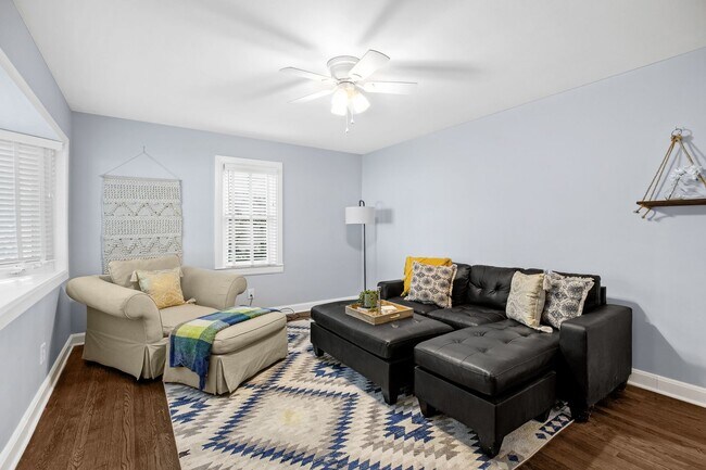 Foto del edificio - 317 Crafton St
