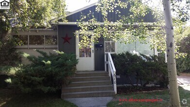 Building Photo - 610 S 13th Ave