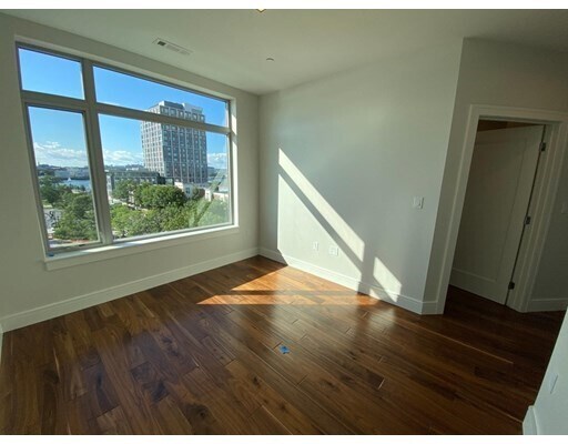 Foto del edificio - 107 Summer St