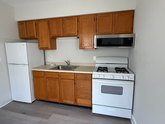 Building Photo - 56-58-58 N Washington St