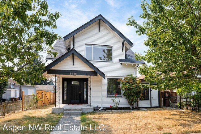 Building Photo - 3 br, 1.5 bath House - 3516 North Proctor St