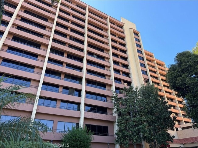 Foto del edificio - 24055 Paseo Del Lago W