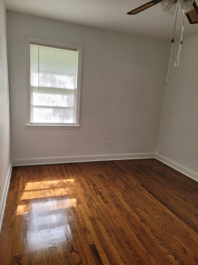 Building Photo - 7 Chippewa Dr