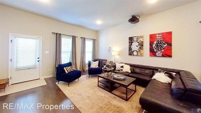 Building Photo - 4 br, 2 bath House - 931 Shadow Bluff