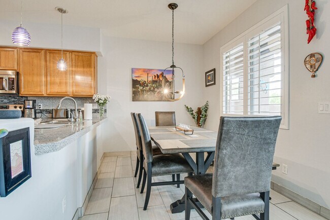 Foto del edificio - 13847 N Hamilton Dr