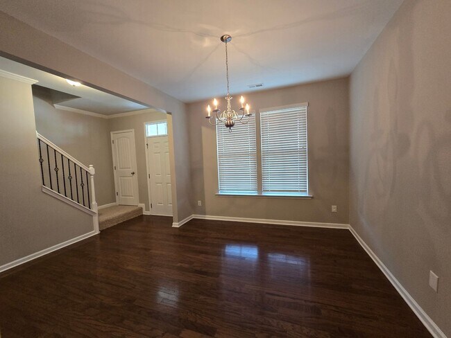 Foto del edificio - 271 River Oak St