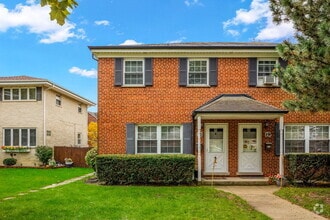 Building Photo - 21 E Thorndale Ave