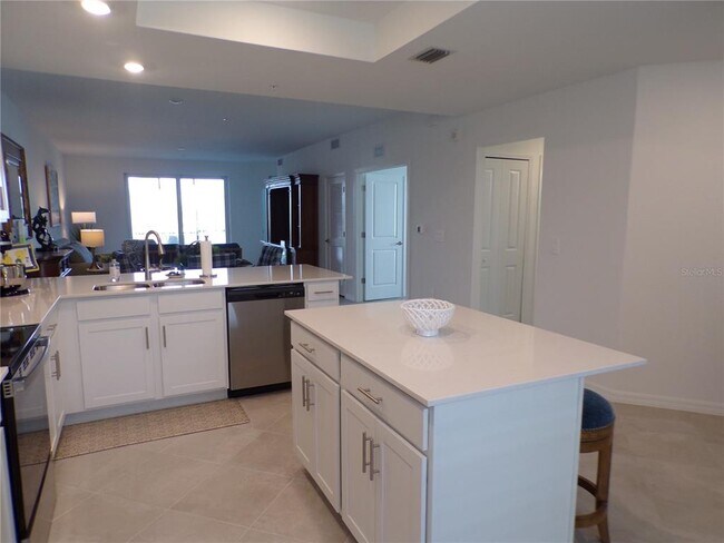 Foto del edificio - 14261 Heritage Landing Blvd