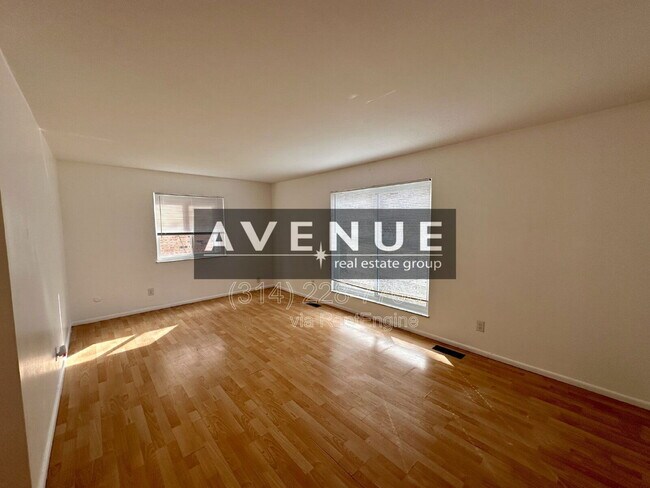 Foto del edificio - 10065 Puttington Dr