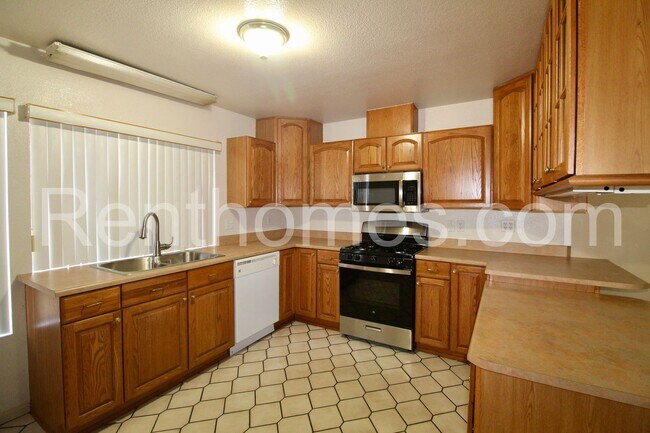 Foto del edificio - 10952 Parkdale Ave