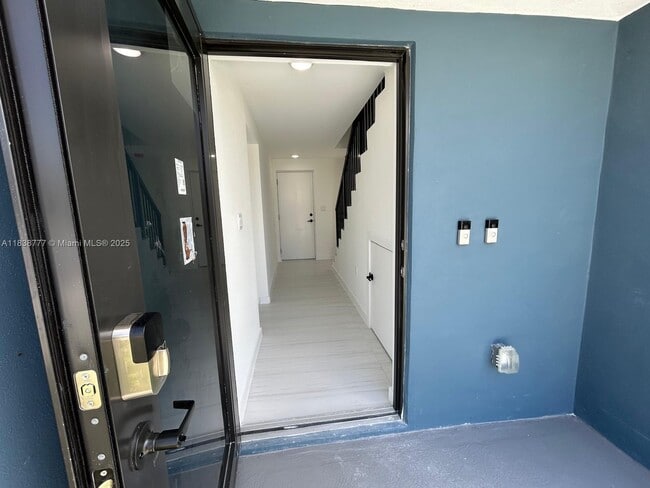 Building Photo - 14624 SW 261st Terrace
