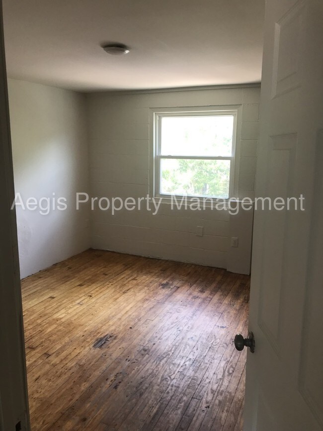 Foto del edificio - 500 Bragg St