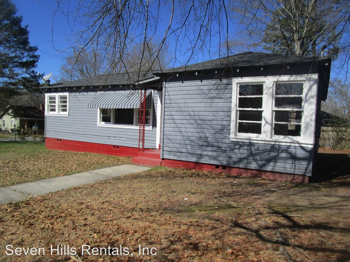 Primary Photo - 1 Homestead Cir NW