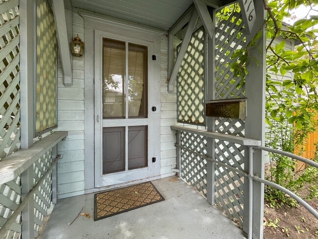 Foto del edificio - 1116 W Ofarrell St