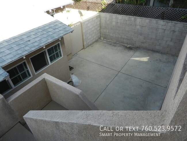 Foto del edificio - 237 S Ditmar St