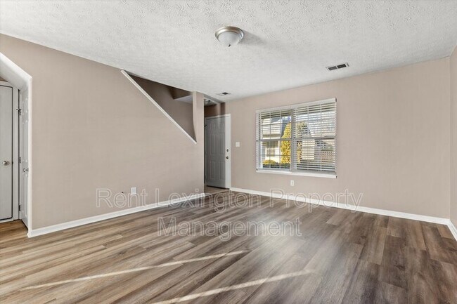 Foto del edificio - 757 Orlean Cir