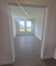 Building Photo - 3053 Avenida Sonoma Dr