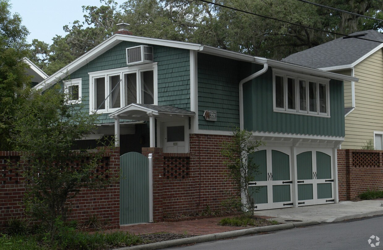 Foto principal - Heritage Oaks Luxury Apartments
