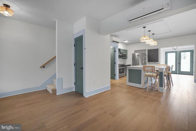 Foto del edificio - 837 Decatur St NW