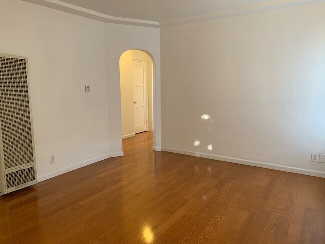 Foto del edificio - 3717 Middlebury St