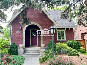 427 S Race St
