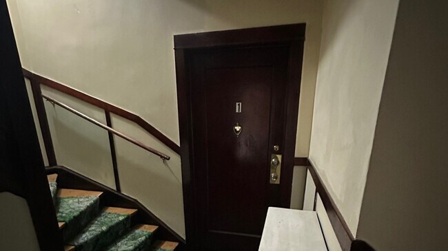 Foto del edificio - 2736 W Giddings St