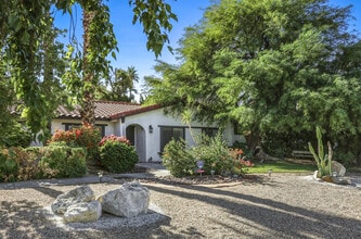 Building Photo - 1233 E Via Escuela