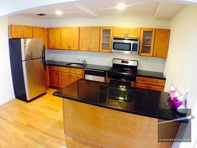 Foto del edificio - 3110 23rd St