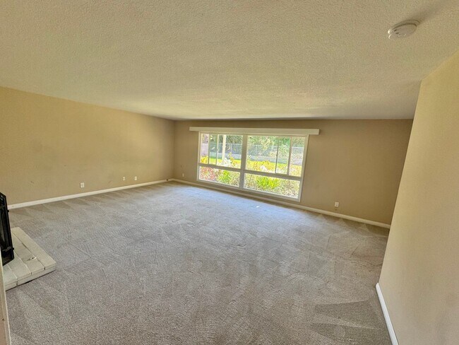 Photo - Beautiful single family home in desirable neighborhood!