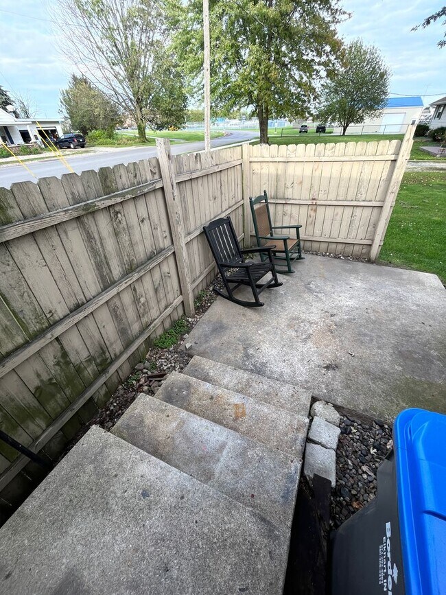 Foto del edificio - 406-408 Lincoln