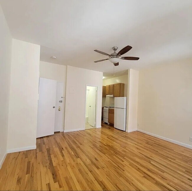 Foto del edificio - 1029 Church Ave