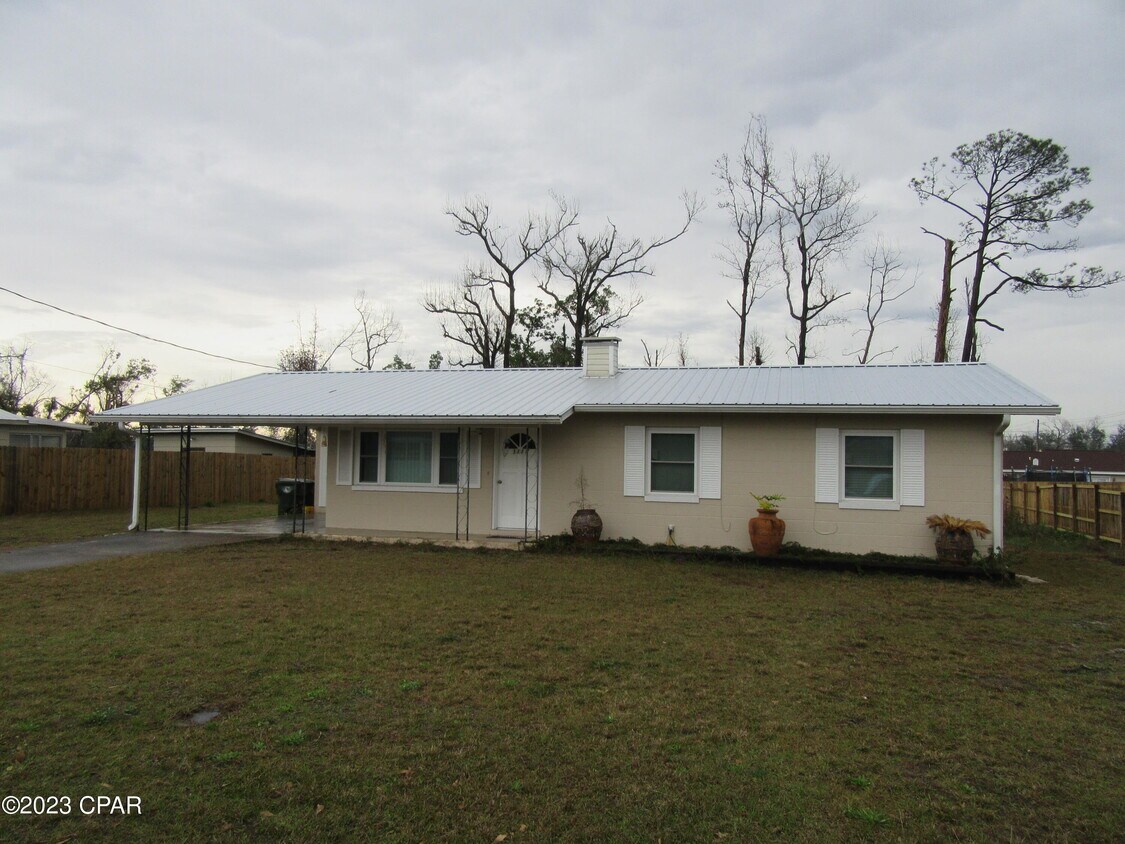 1115 Indiana Ave, Lynn Haven, FL 32444 House for Rent in Lynn Haven