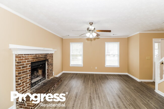 Building Photo - 1551 Willow Creek Ct