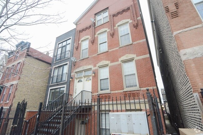 Building Photo - 1307 N Greenview Ave