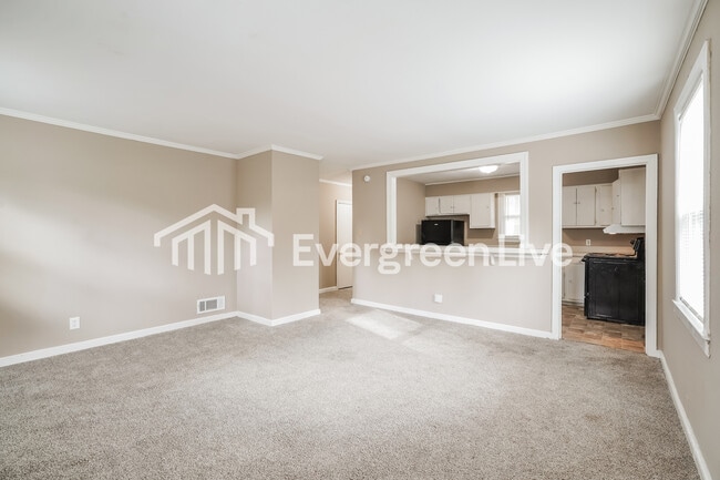 Building Photo - 2835 Fairmount St