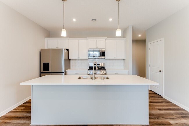 Foto del edificio - 7291 146th Ave NW