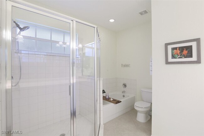 Foto del edificio - 8175 Celeste Dr