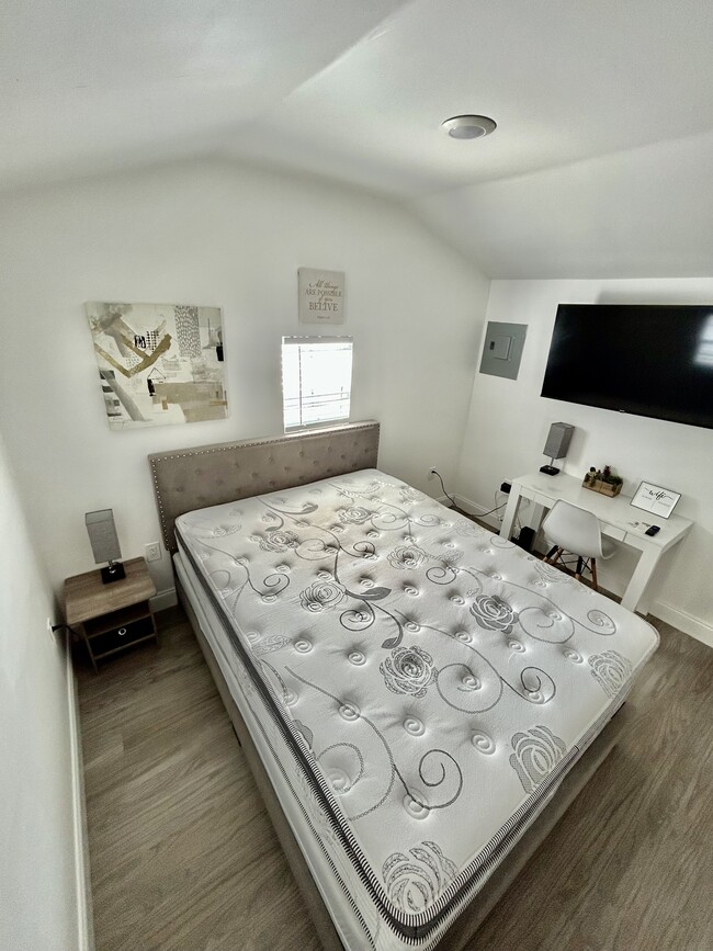 Foto del edificio - 5740 Loop Rd