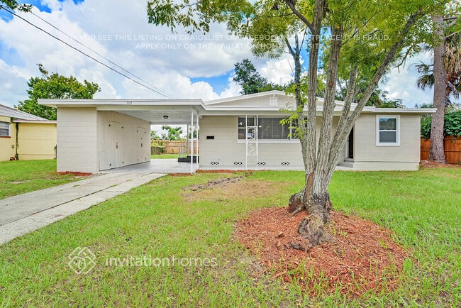 Foto del edificio - 907 N Hastings St