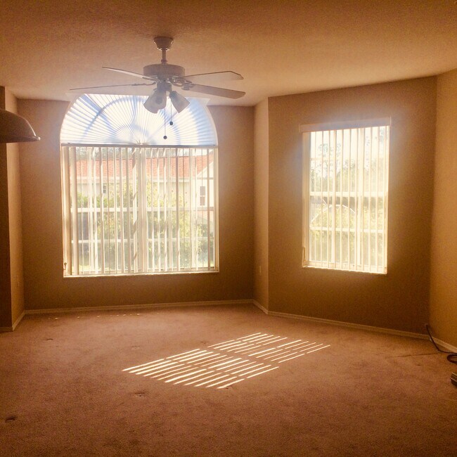 Living Room - 2302 Prime Cir