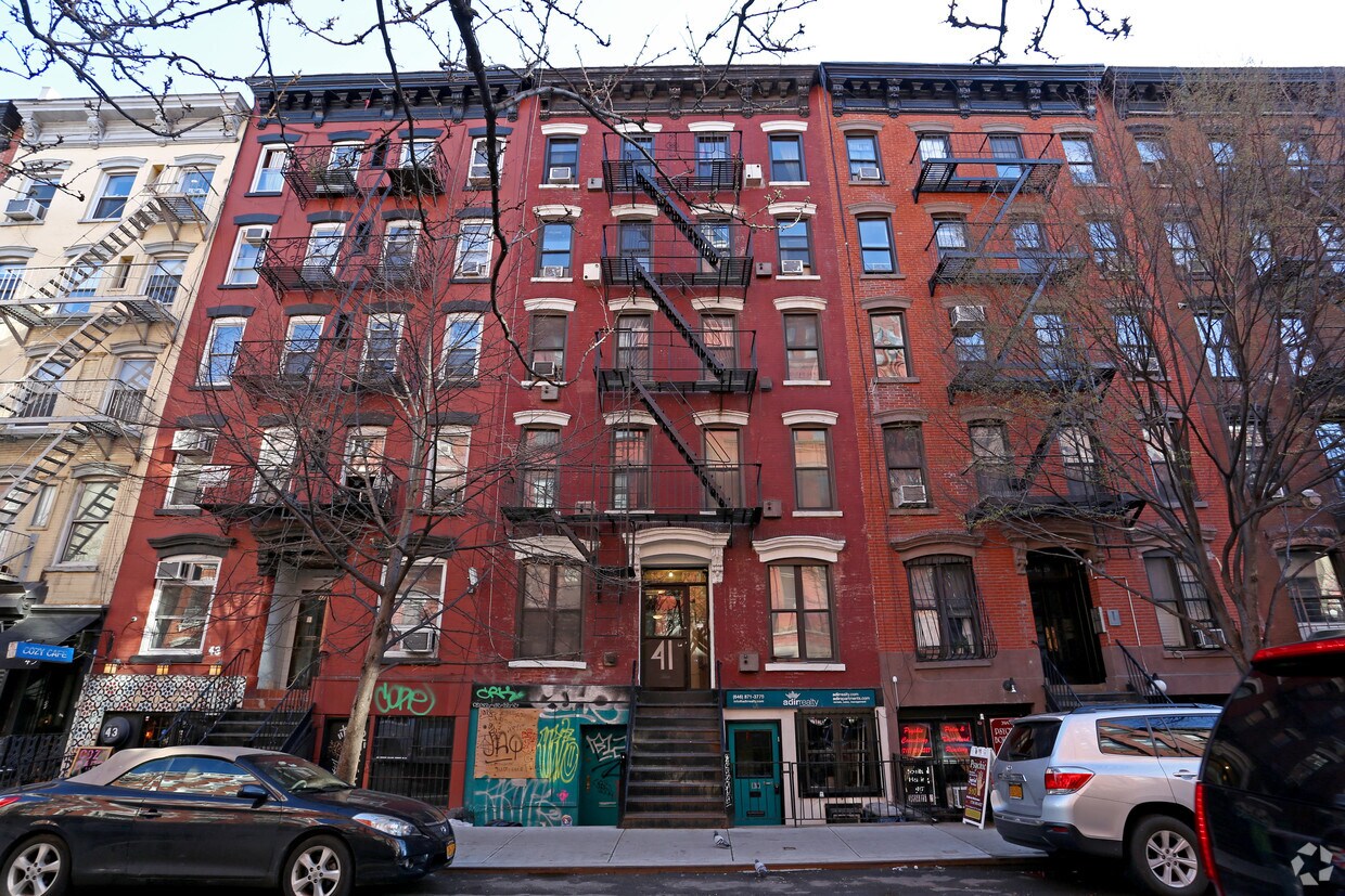 Foto del edificio - Mary Star Of The Sea Apartments