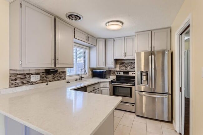 Building Photo - 545 W 5000 S, Ogden, UT, 84405