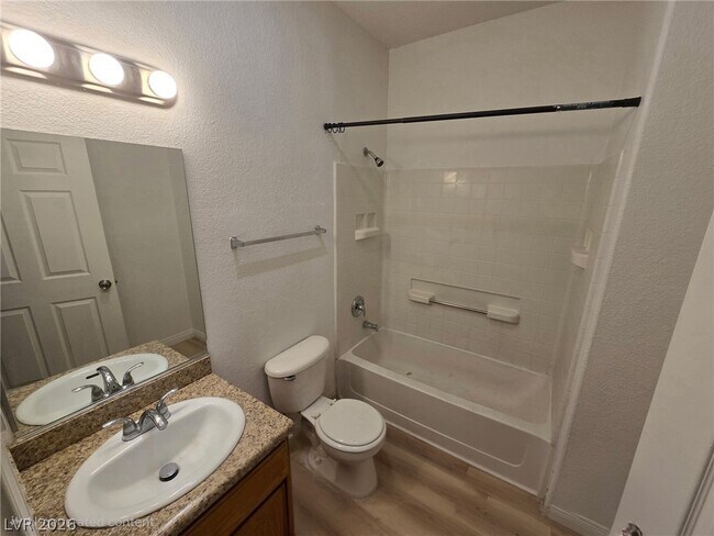 Foto del edificio - 4730 E Craig Rd