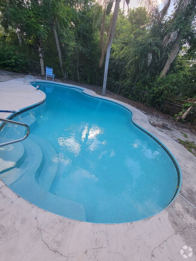 Pool - 1116 Madrid Ave