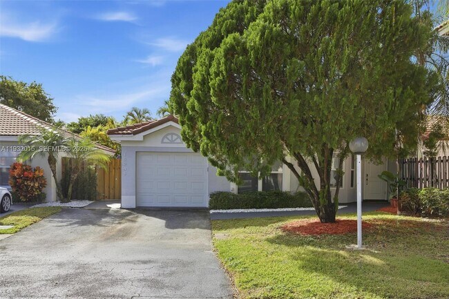 Foto del edificio - 10246 NW 57th Terrace