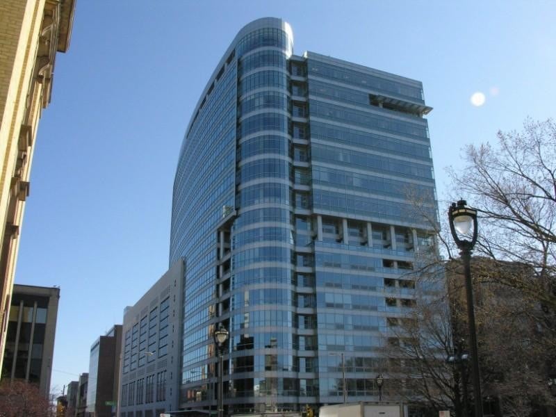 Primary Photo - 545 E Wells St