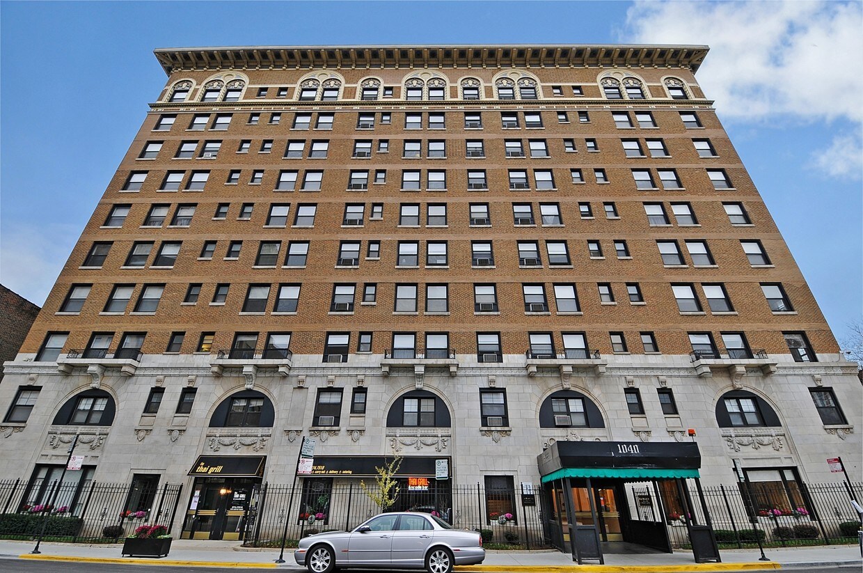 1040 W Granville Ave, Chicago, IL 60660 Apartments in Chicago, IL
