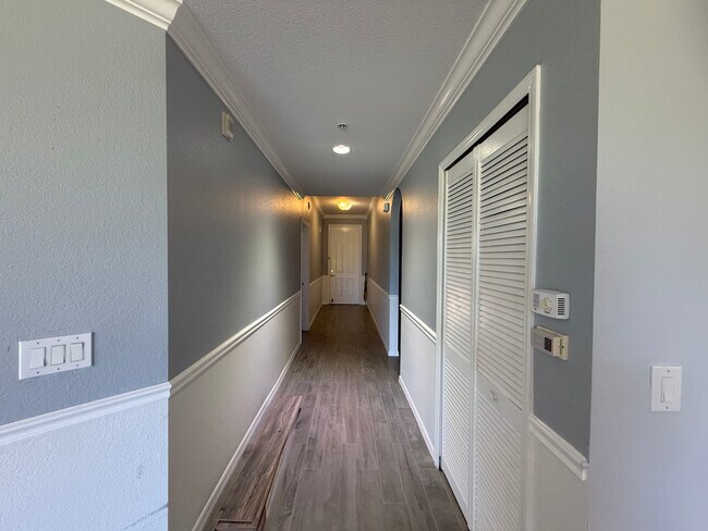 Foto del edificio - 6816 Sterling Greens Pl