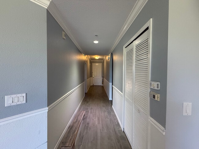 Building Photo - 6816 Sterling Greens Pl