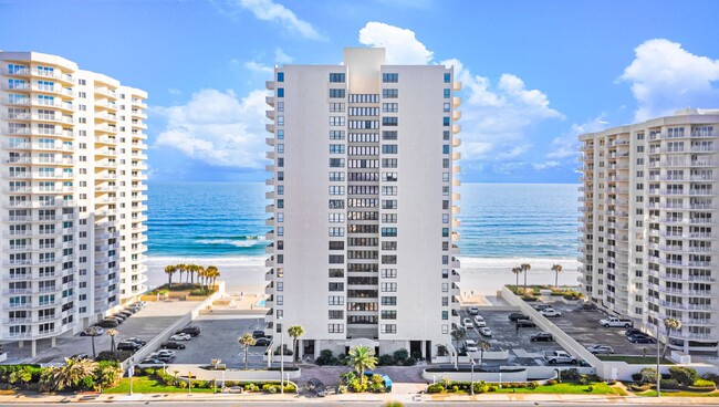 Building Photo - Oceanfront 2BR/2BA High-Rise Condo – Dayto...